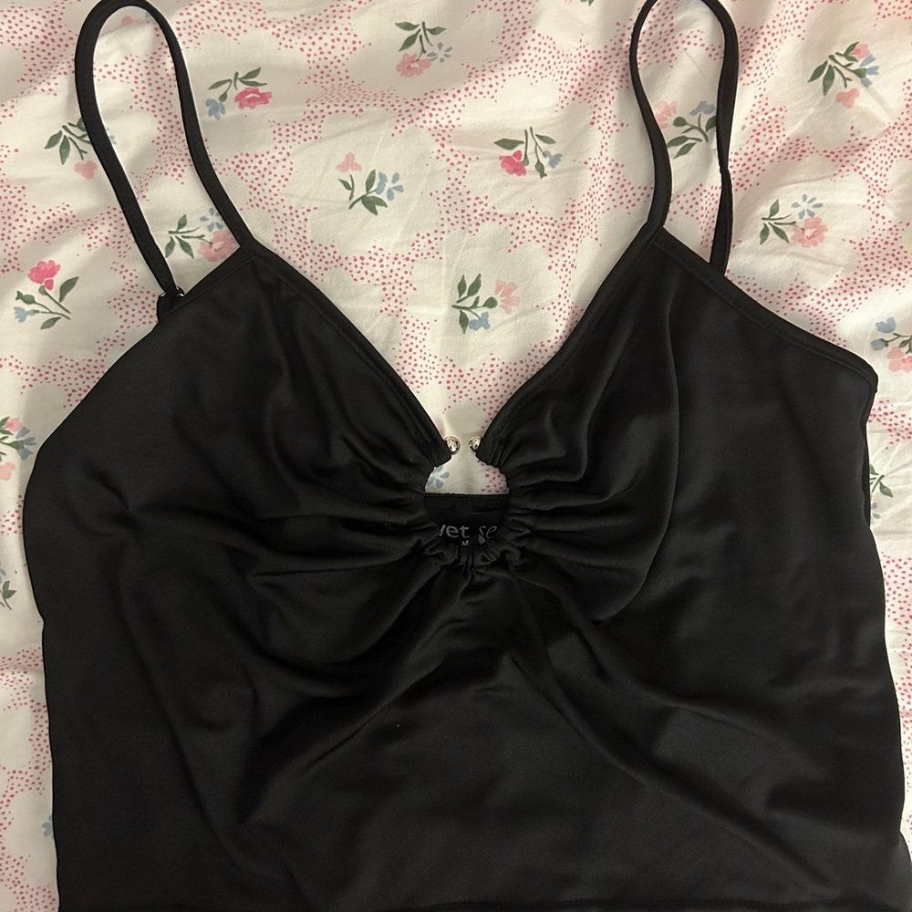 NWT wet seal black tank with O ring size S/M